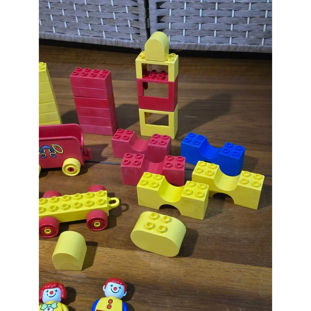 Vintage Lego Duplo Circus Building Set Lot Clowns Train Cars Primary Colors